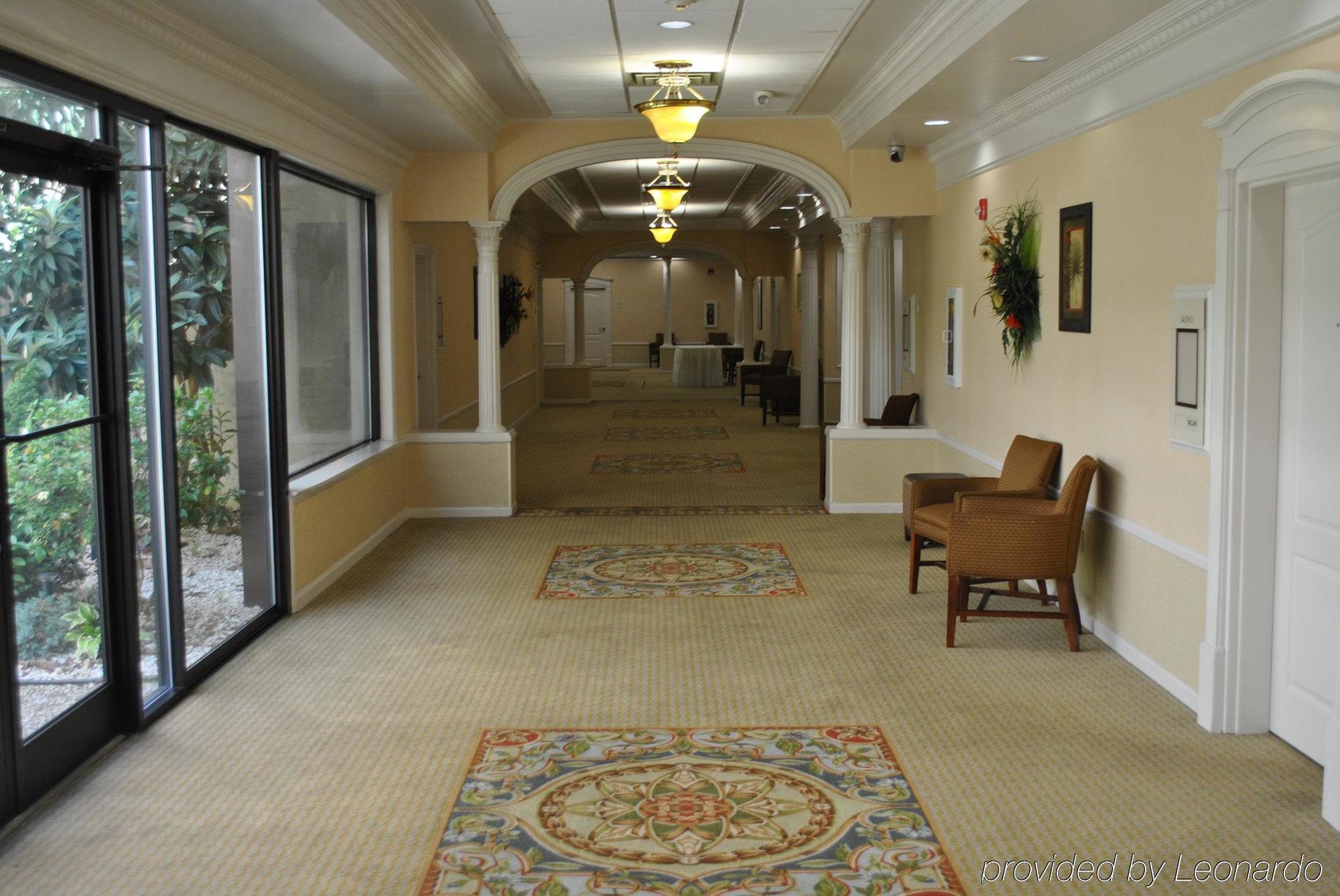 Doubletree By Hilton Fayetteville Eksteriør billede