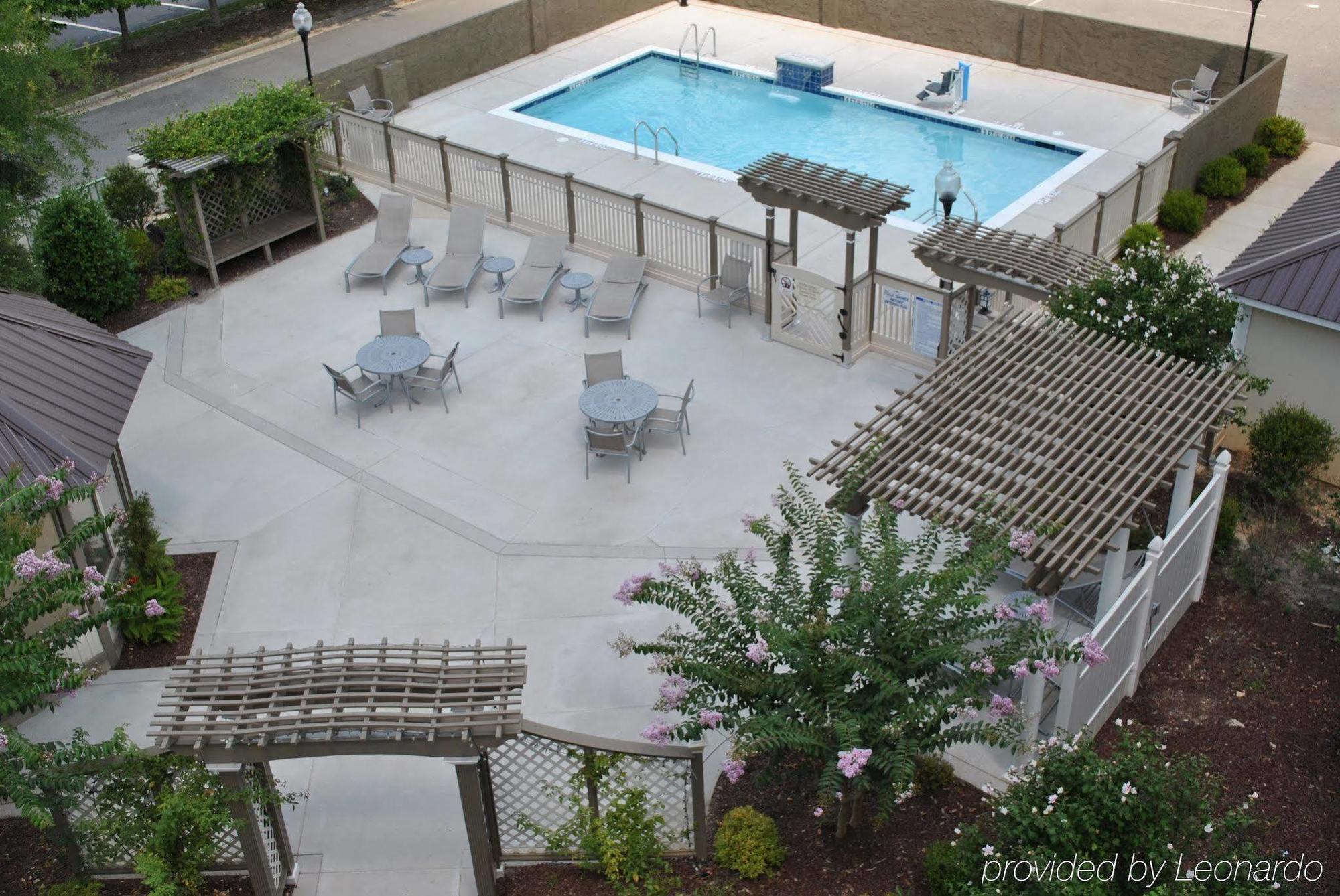 Doubletree By Hilton Fayetteville Eksteriør billede